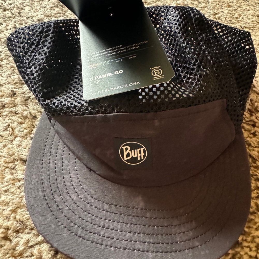 NWT Buff Running Hat, Black Speckled